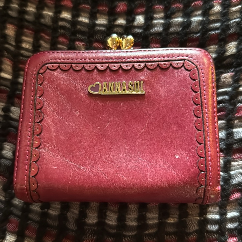 ♥️Great USED Condition Anna Sui Cherry Heart Embellished Red Leather Wallet - Picture 5 of 16